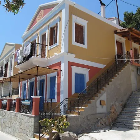 Nikolitsi Studios Symi Room photo